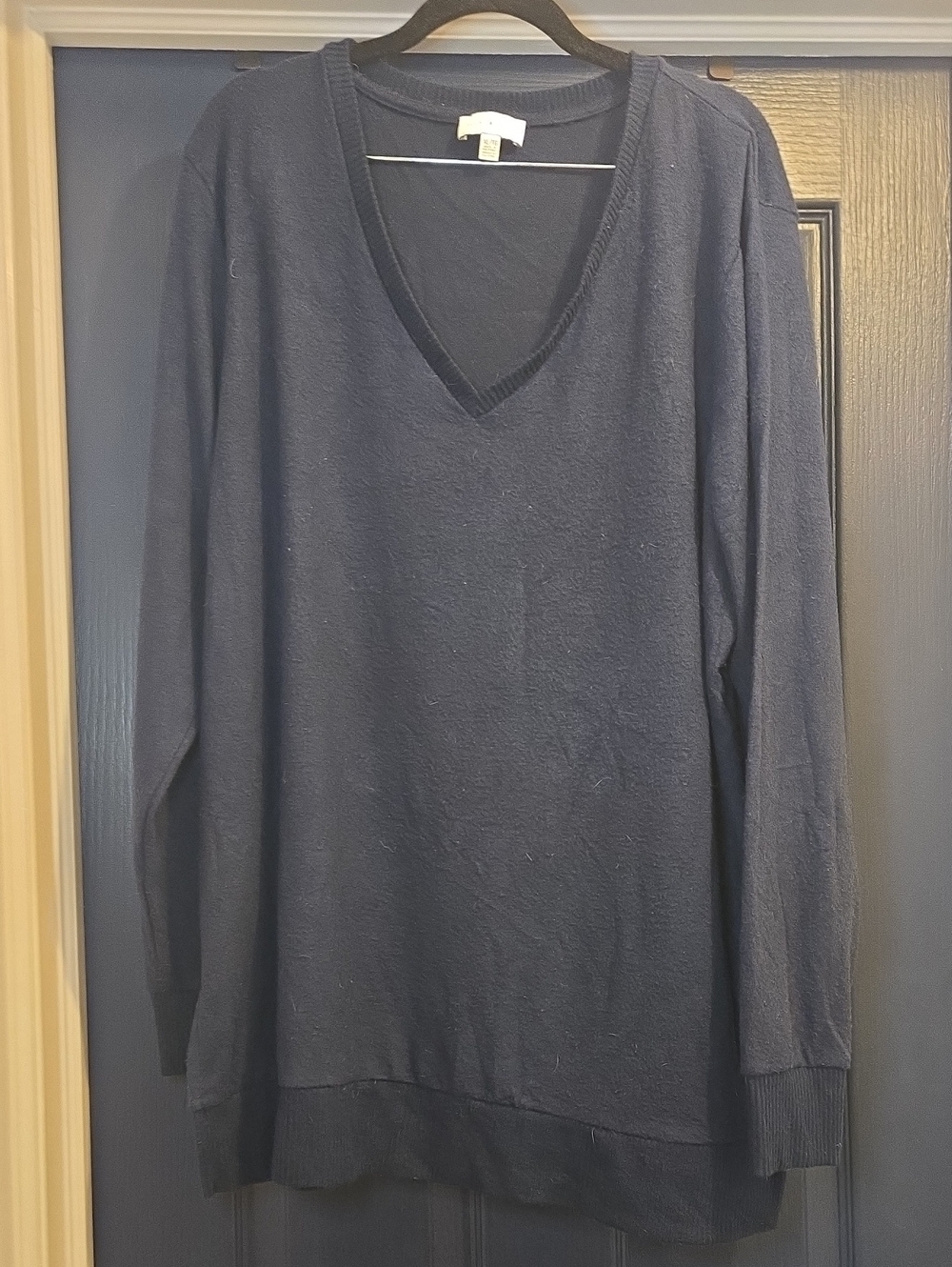 Lucky Brand Men's V-Neck Sweater in Navy Blue